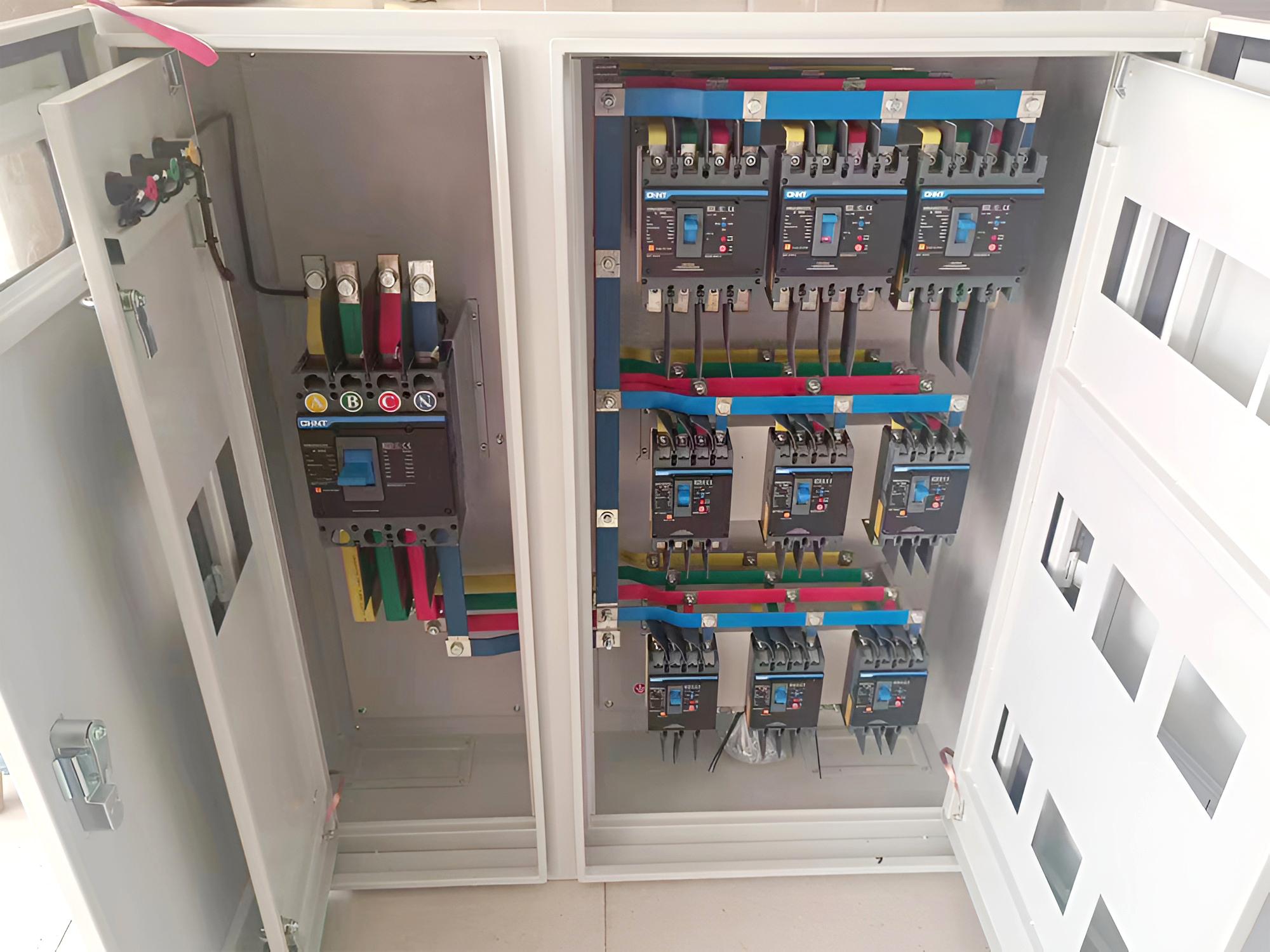 正泰品牌開關配電柜-低壓開關柜廠家